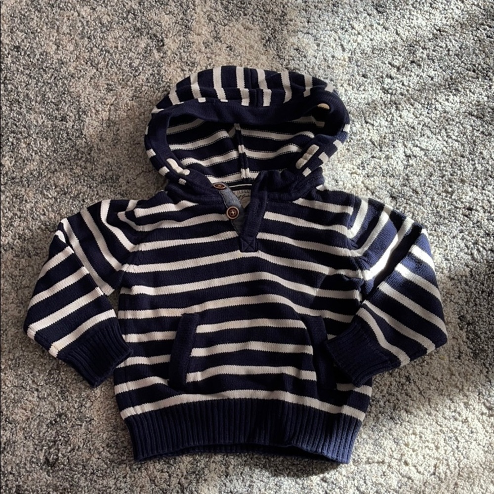 HM boys sweater